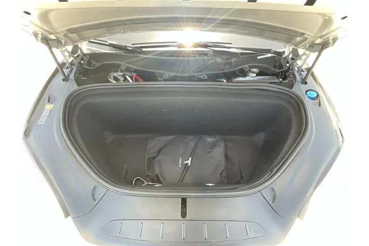 $27000 : Tesla Model X 2017 AWD 75D 4 image 4