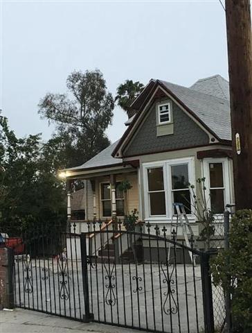 $2350 : 3Bed Home In Boyle Heights LA image 1