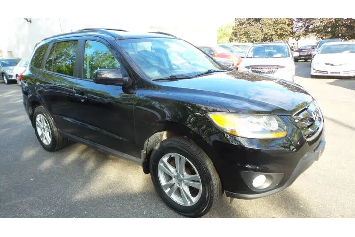 $7900 : 2011 Santa Fe SE image 3