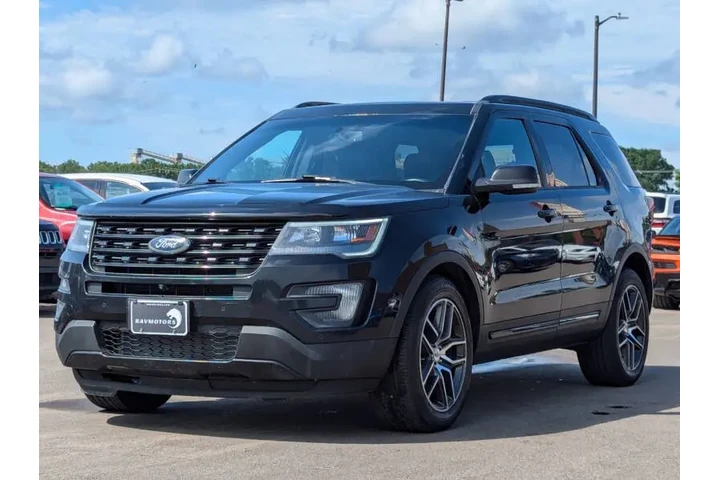 $14572 : 2016 Explorer Sport image 9