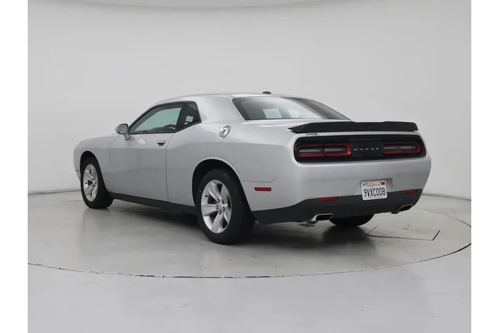 $23998 : Dodge Challenger 2023 SXT 2d image 2