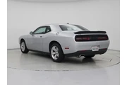 $23998 : Dodge Challenger 2023 SXT 2d thumbnail