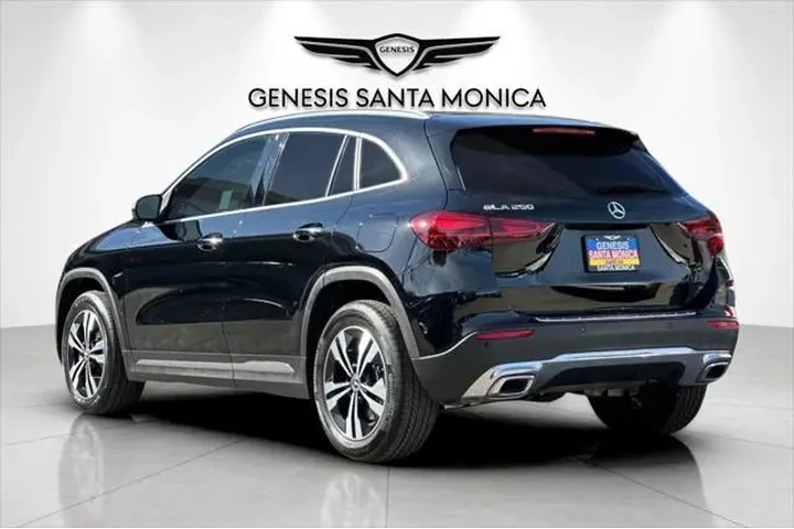 $31998 : Mercedes-Benz GLA 2025 GLA 2 image 6