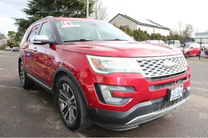 $13995 : 2016 Explorer 4WD 4dr Platinum image 8