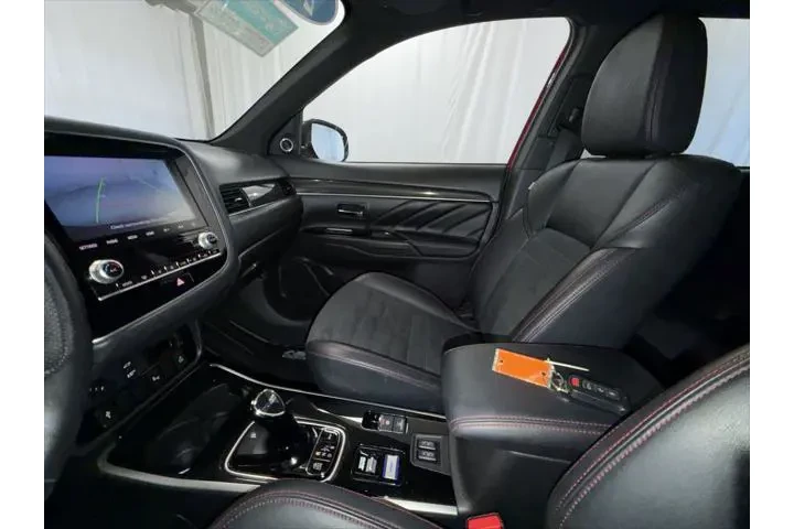 $27995 : Mitsubishi Outlander PHEV 20 image 6