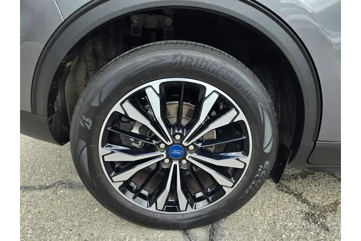$18500 : Ford Escape 2022 SE 4dr SUV image 10