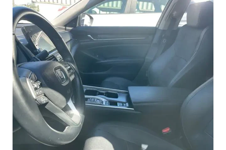 $22516 : Honda Accord 2019 Touring 4d image 10