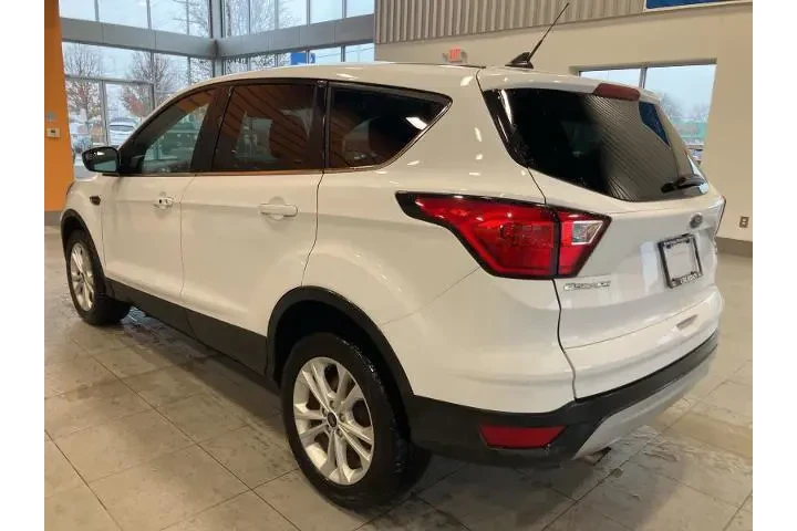 $14900 : Ford Escape 2019 AWD SE 4dr image 7