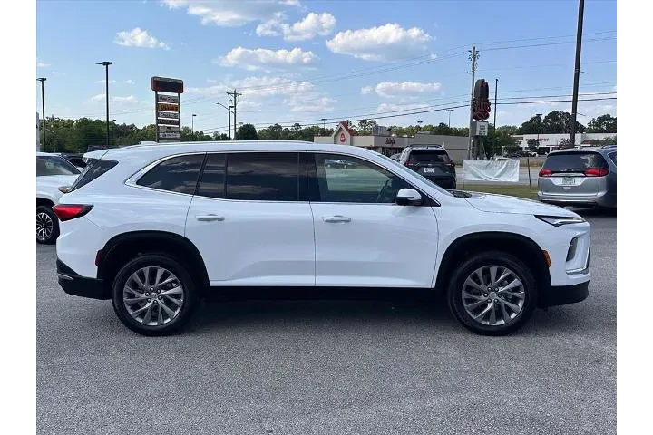 $37490 : Buick Enclave 2025 Preferred image 2