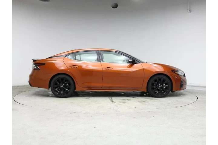 $29998 : Nissan Maxima 2022 3.5 SR 4d image 7