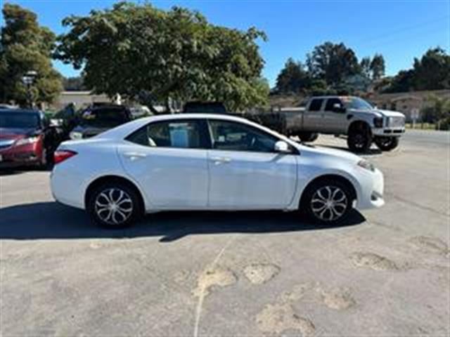 $16995 : 2017 TOYOTA COROLLA image 5