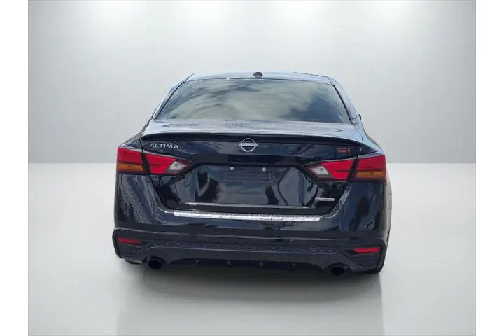 $26999 : Nissan Altima 2023 2.0 SR 4d image 6