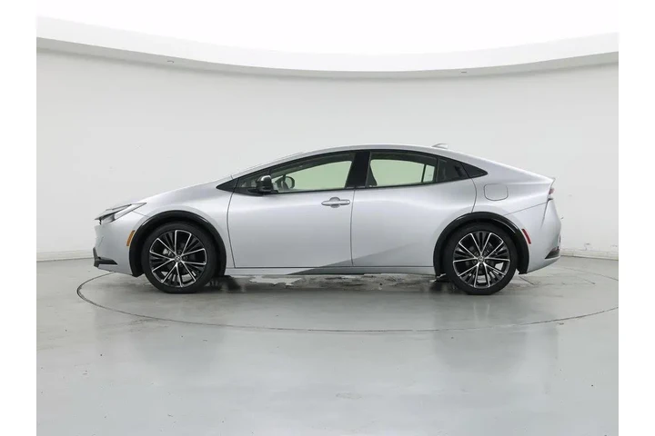 $29998 : Toyota Prius 2024 XLE 4dr Ha image 3