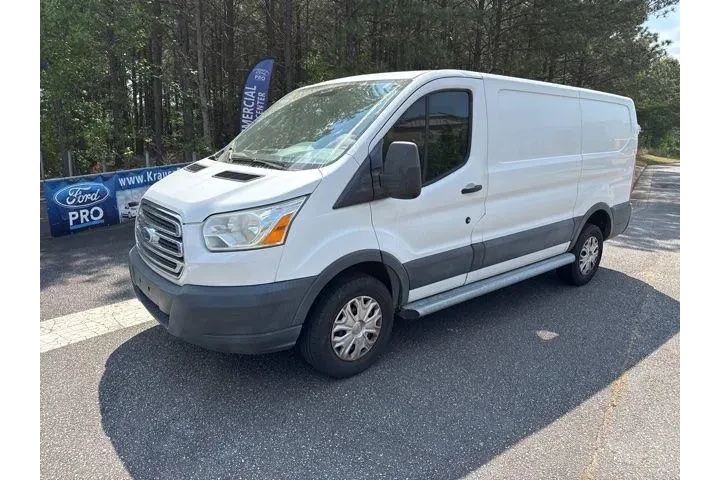 $20039 : Ford Transit 2015 250 3dr SW image 8