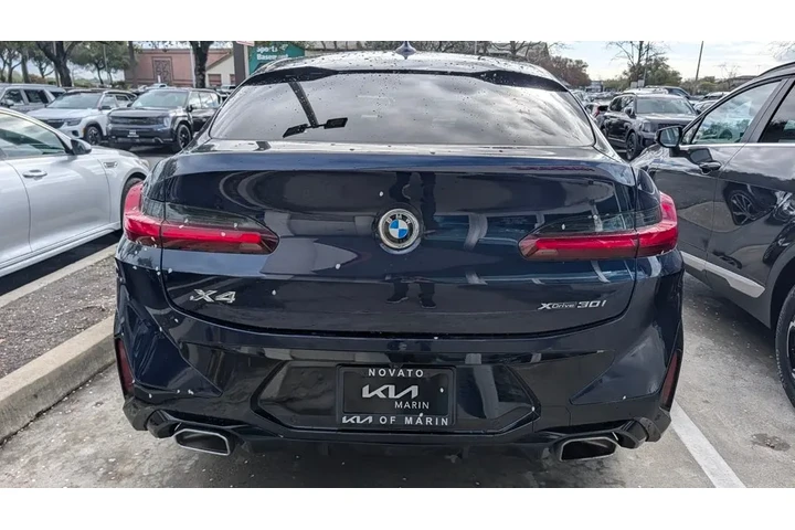 $34990 : 2022 X4 xDrive30i image 9