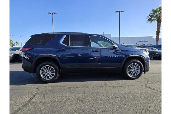 $32991 : Chevrolet Traverse 2023 LT C image 7
