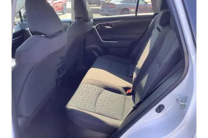 $34900 : Toyota RAV4 Hybrid 2023 AWD image 10