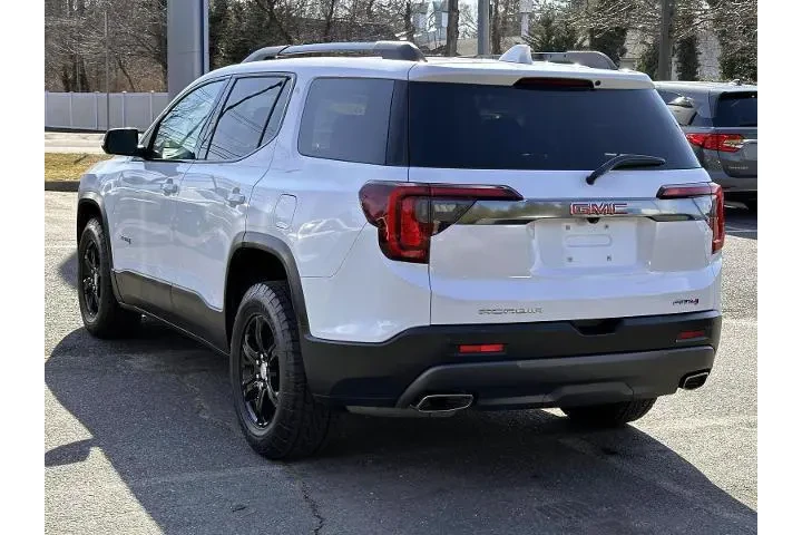 $32999 : GMC Acadia 2023 4x4 AT4 4dr image 4