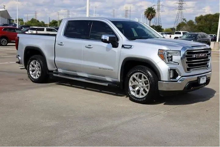 $31591 : GMC Sierra 1500 2020 4x2 SLT image 1