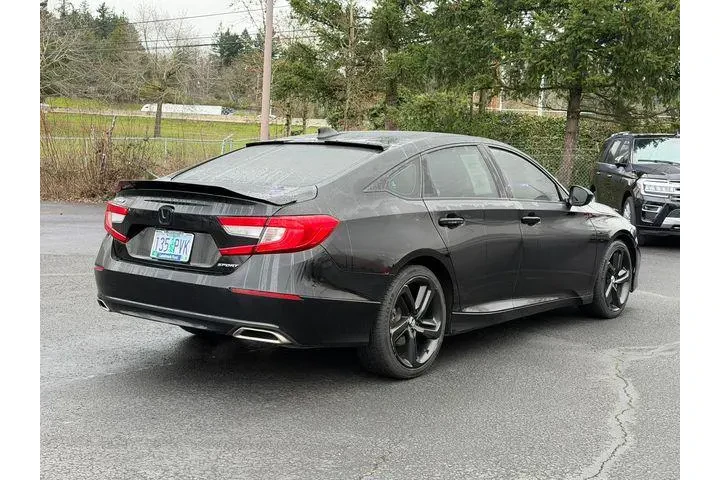 $22995 : Honda Accord 2022 Sport 4dr image 4
