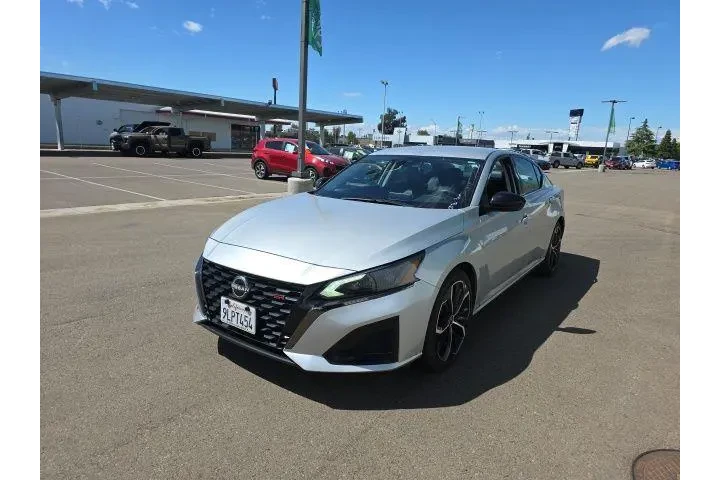 $22500 : Nissan Altima 2024 2.5 SR 4d image 3