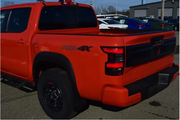 $39900 : Nissan Frontier 2025 4x4 PRO image 10
