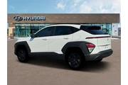 $28895 : Hyundai KONA 2026 SEL Sport thumbnail