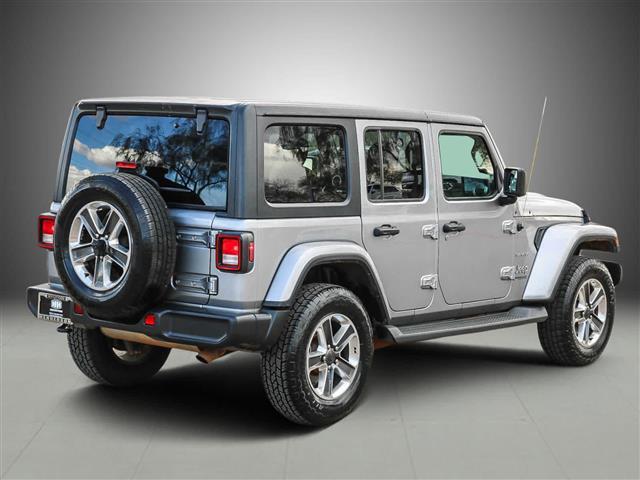 $31990 : Pre-Owned 2020 Jeep Wrangler image 8