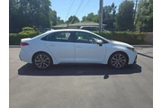 $22495 : Toyota Corolla 2021 SE 4dr S thumbnail