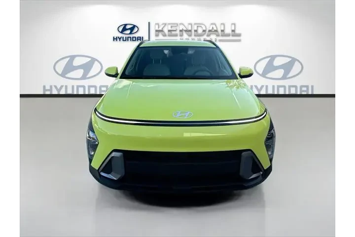 $19888 : Hyundai KONA 2024 SEL 4dr Cr image 1