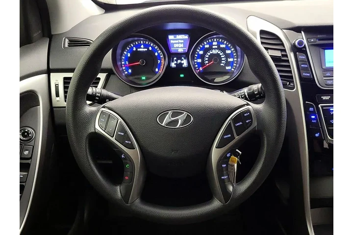 $12998 : Hyundai ELANTRA GT 2014 4dr image 10