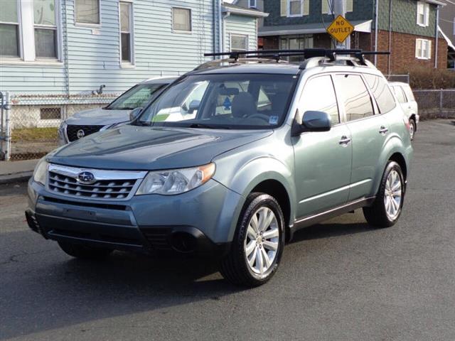 $8450 : 2012 Forester 2.5X Premium image 2