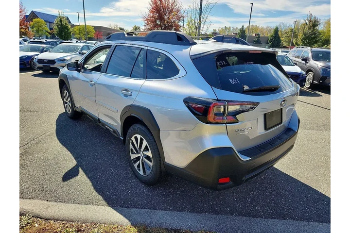 $35834 : Subaru Outback 2025 AWD Prem image 3