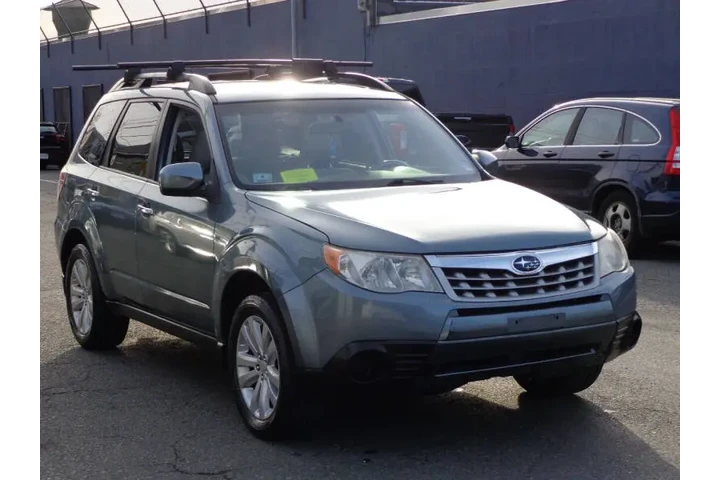 $8450 : 2012 Forester 2.5X Premium image 4