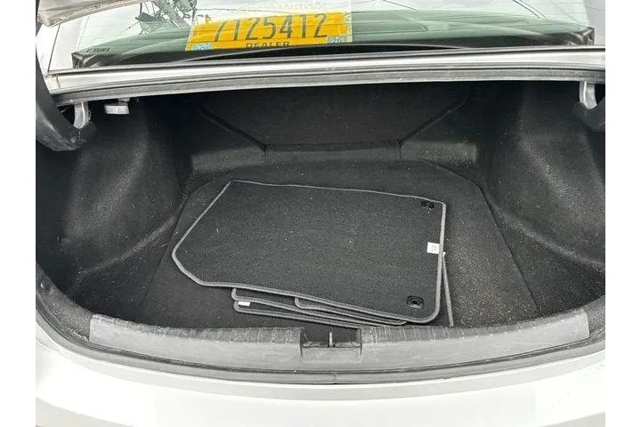 2013 ILX 5-Spd AT w/ Technolo image 4