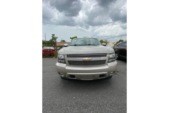 $6495 : 2009 Tahoe LTZ image 3