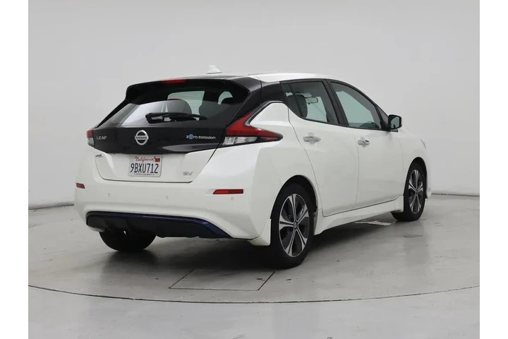 $14998 : Nissan LEAF 2022 SV 4dr Hatc image 8