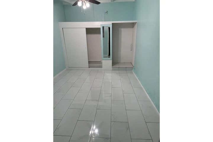 $900 : Rento un cuarto image 2