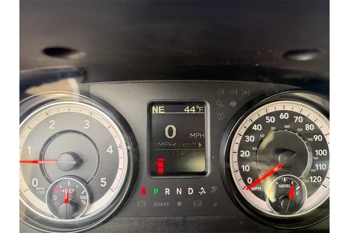 $30500 : Ram 3500 2018 4x4 Tradesman image 6