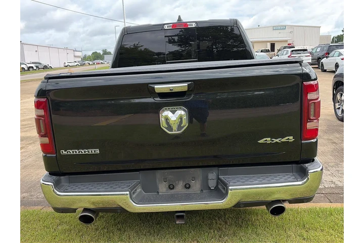 $27119 : Ram 1500 2019 4x4 Laramie 4d image 3