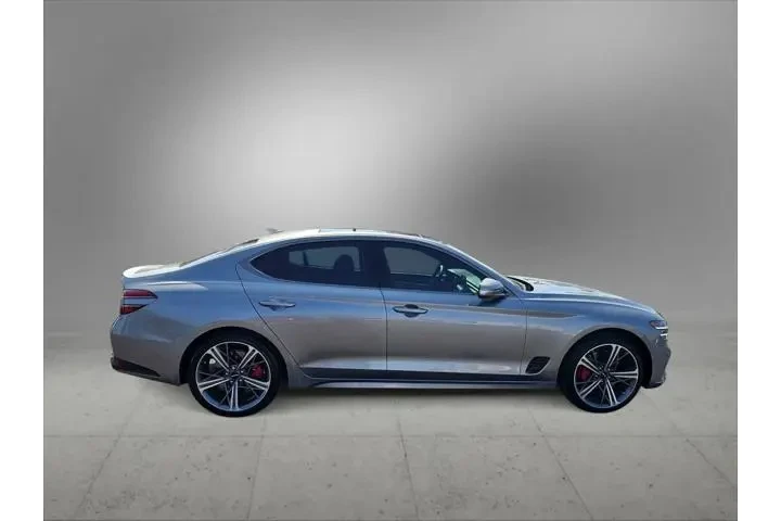 $37500 : Genesis G70 2025 AWD 2.5T Sp image 9