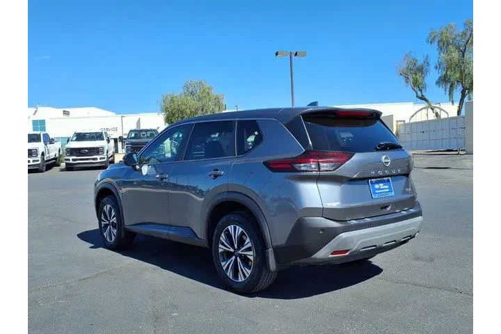 $19965 : Nissan Rogue 2022 SV 4dr Cro image 4