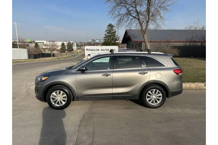 $8490 : 2017 Sorento LX V6 image 3