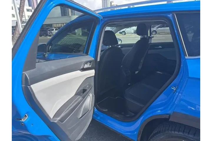 $21995 : Volkswagen Taos 2023 AWD SE image 8