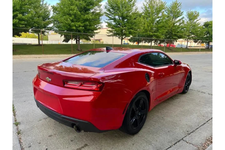 $14997 : 2017 Camaro LT image 8