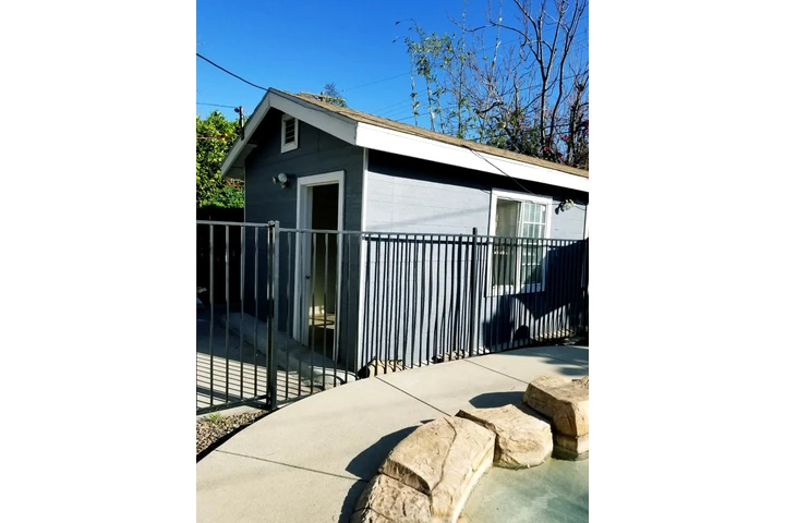 $875 : CUARTO PRIVADO image 2