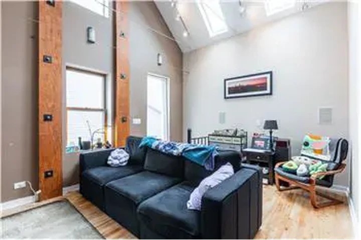 $3995 : Rental property with 2 bedro image 1