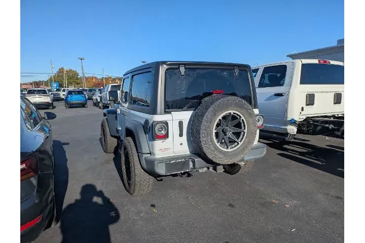 $21800 : Jeep Wrangler 2019 4x4 Sport image 4