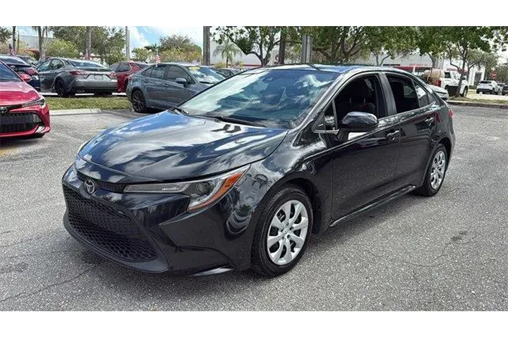 $13987 : Toyota Corolla 2020 LE 4dr S image 3
