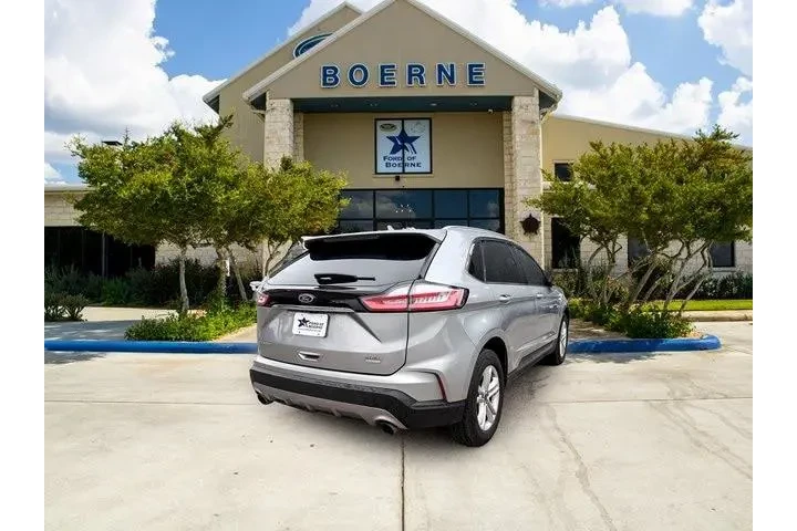 $17587 : Ford Edge 2020 SEL 4dr Cross image 5